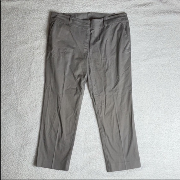 Ann Taylor Gray Crop Ankle Pants Comfy Casual Work career Size 10 - Picture 8 of 9